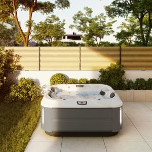 Jacuzzi® Hot Tub J-315™