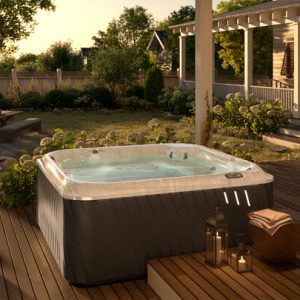 Jacuzzi® Hot Tub J-285™
